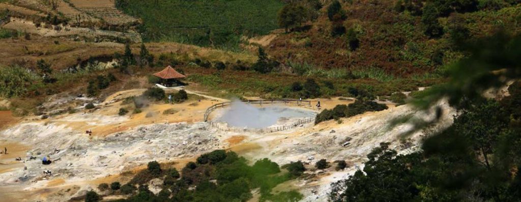 kawah sikidang